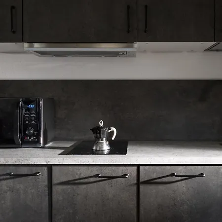 Casa Cesi 2, Luminoso Bilocale Con Giardino Lejlighed *