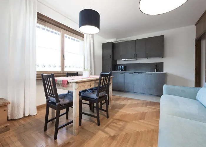 Casa Cesi 2, Luminoso Bilocale Con Giardino Bormio